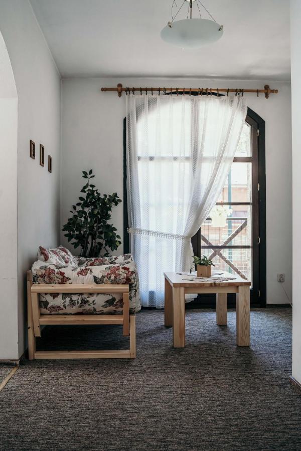Miedzynarodowe Schronisko Mlodziezowe Ptsm Szarotka Hostel Zakopane Luaran gambar