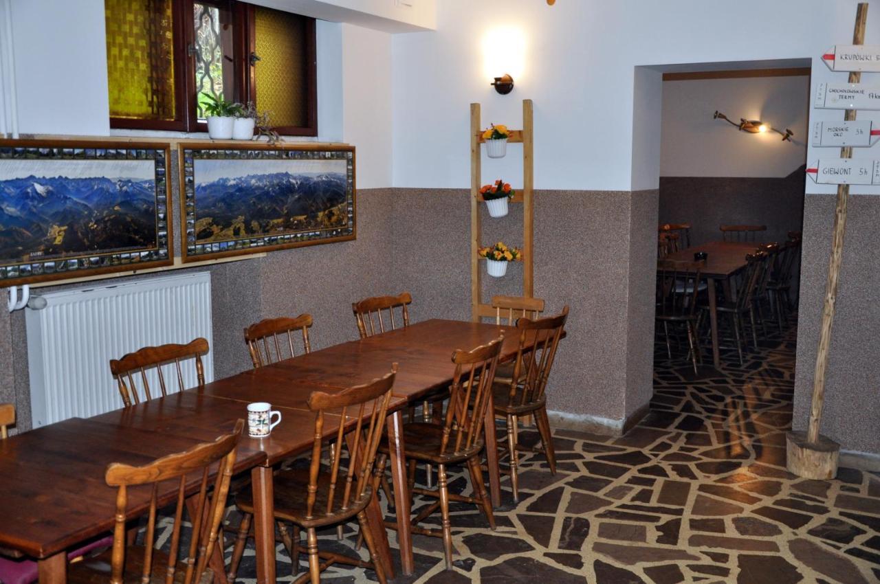 Miedzynarodowe Schronisko Mlodziezowe Ptsm Szarotka Hostel Zakopane Luaran gambar