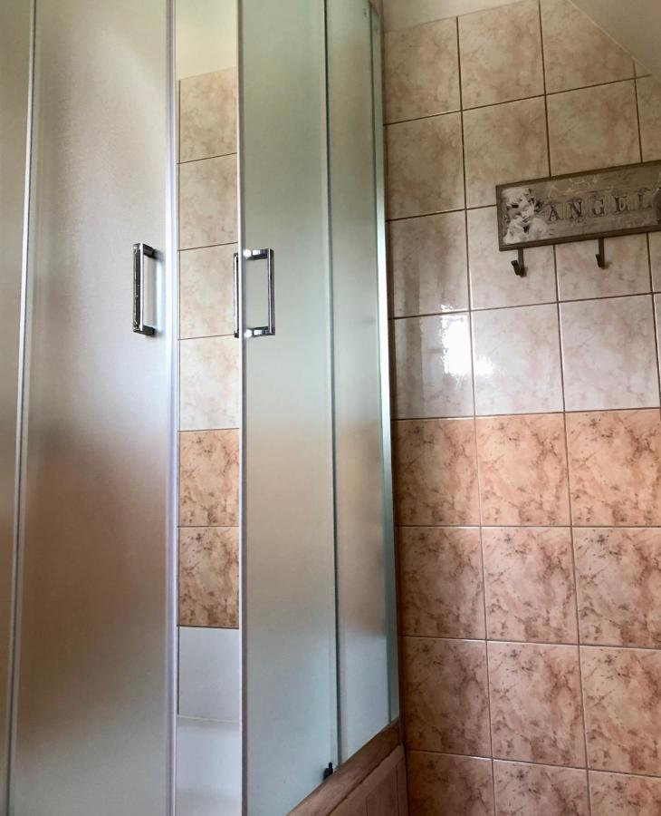 Miedzynarodowe Schronisko Mlodziezowe Ptsm Szarotka Hostel Zakopane Luaran gambar